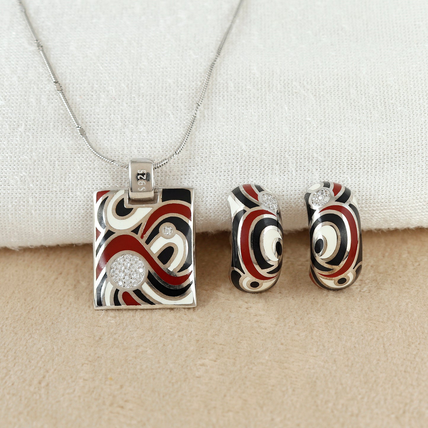 Abstract Enamel Square Silver Pendant Set