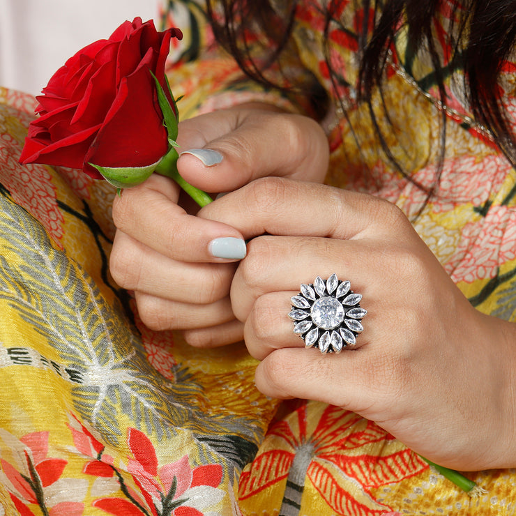 Glittering Petal Silver Ring