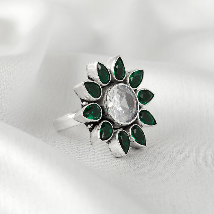 Flower Cut Stone Sliver Ring