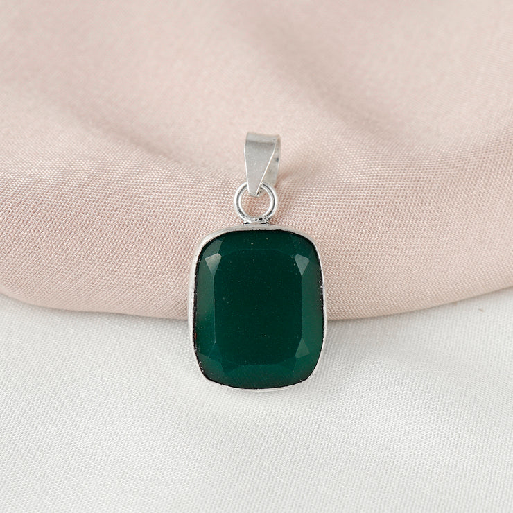 Mesmerizing Gemstone Silver Pendant