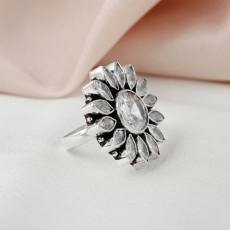 Glittering Petal Silver Ring