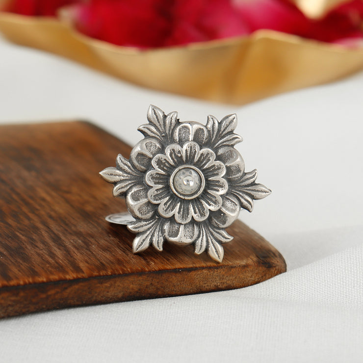 Exquisite Sterling Silver Flower Ring