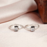 Crystal Bloom Silver Toe Ring