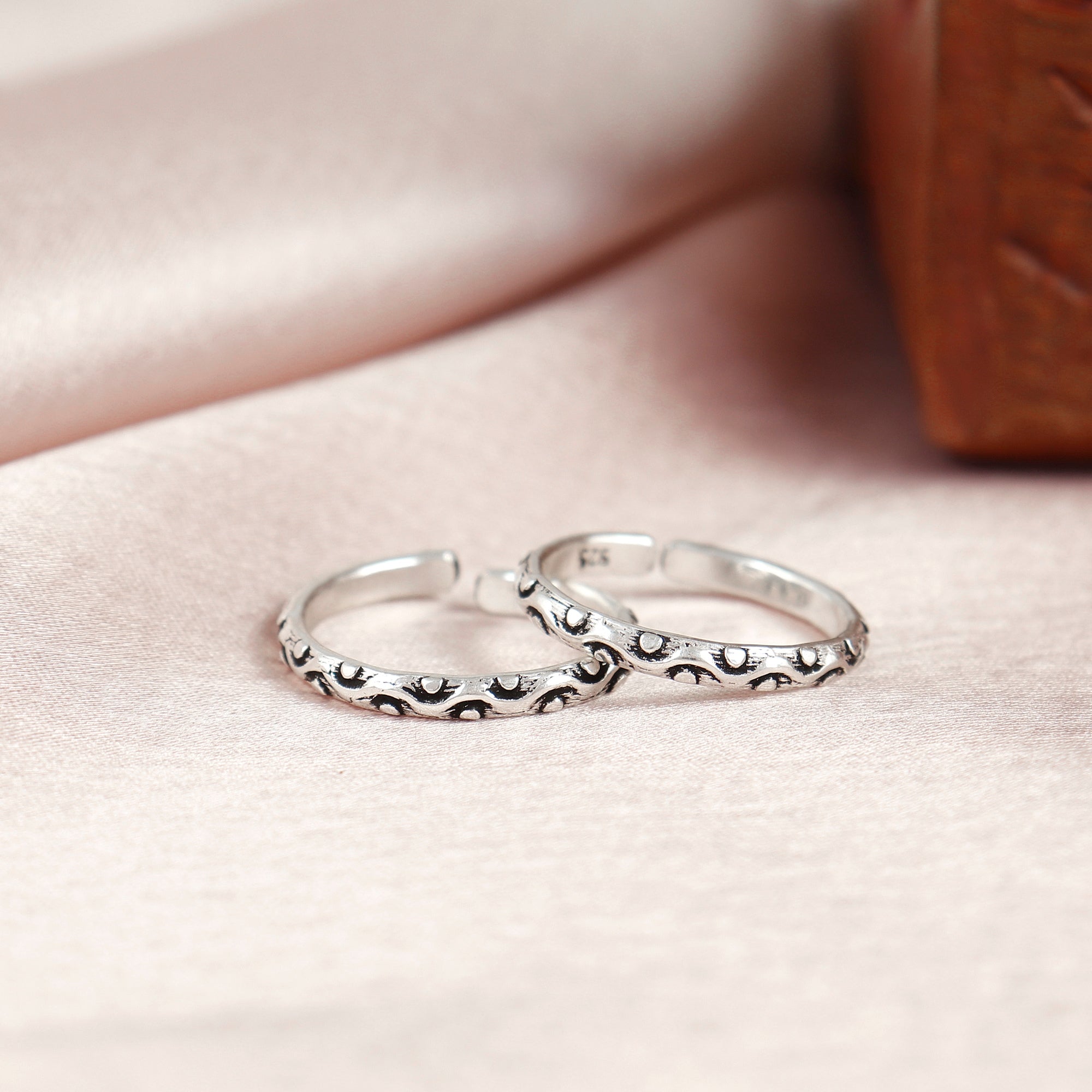Snake Style Band Silver Toe Ring