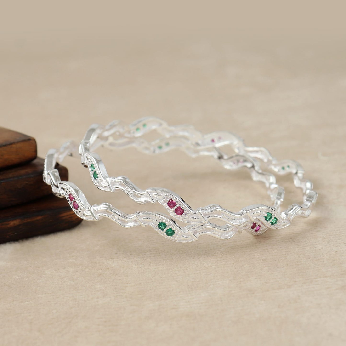 Silver Aurora Gem Bangle