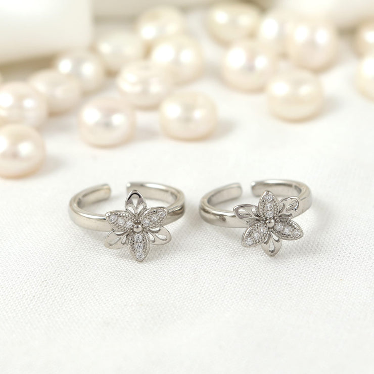 Bling Petal Silver Toe Ring