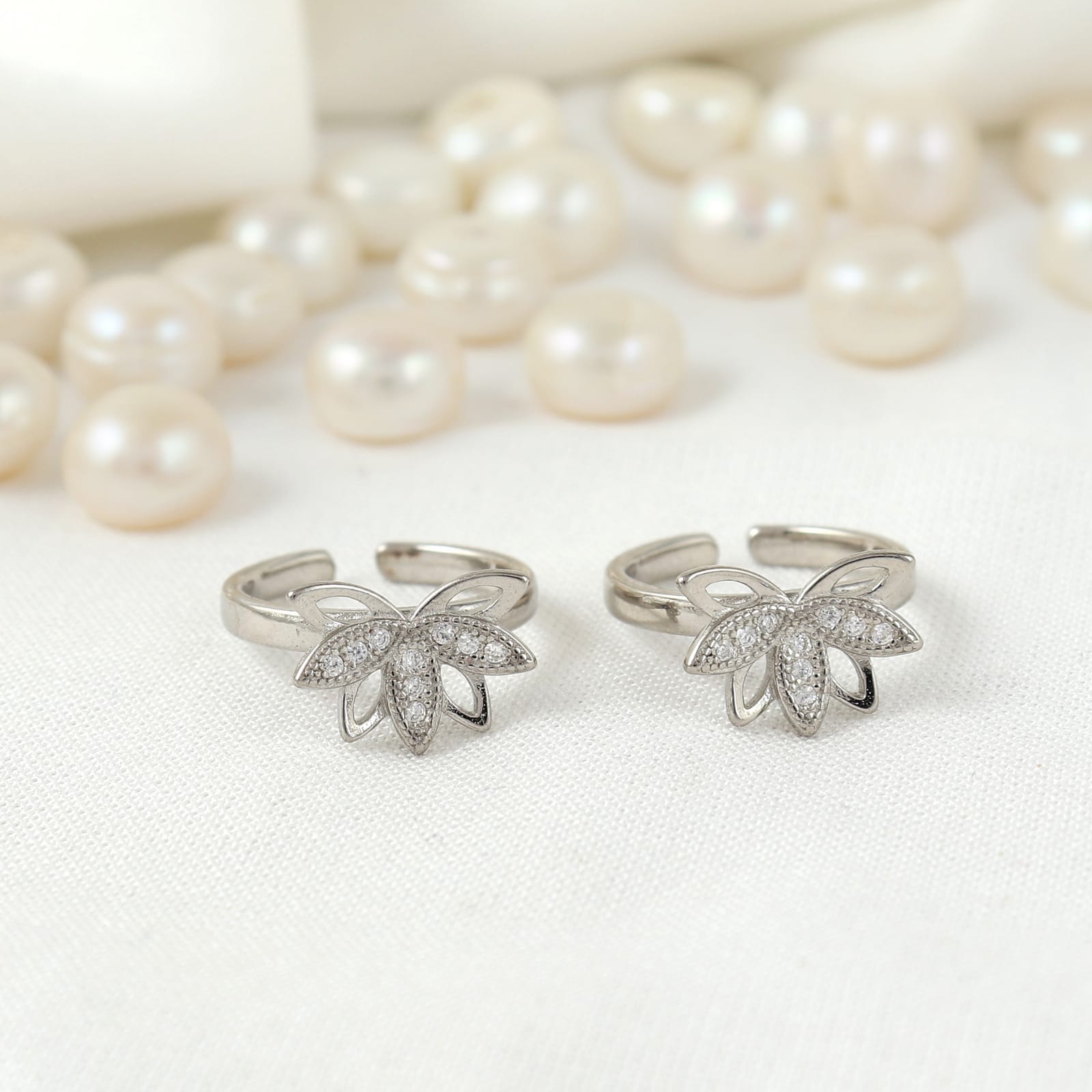 Lotus Silver Toe Ring