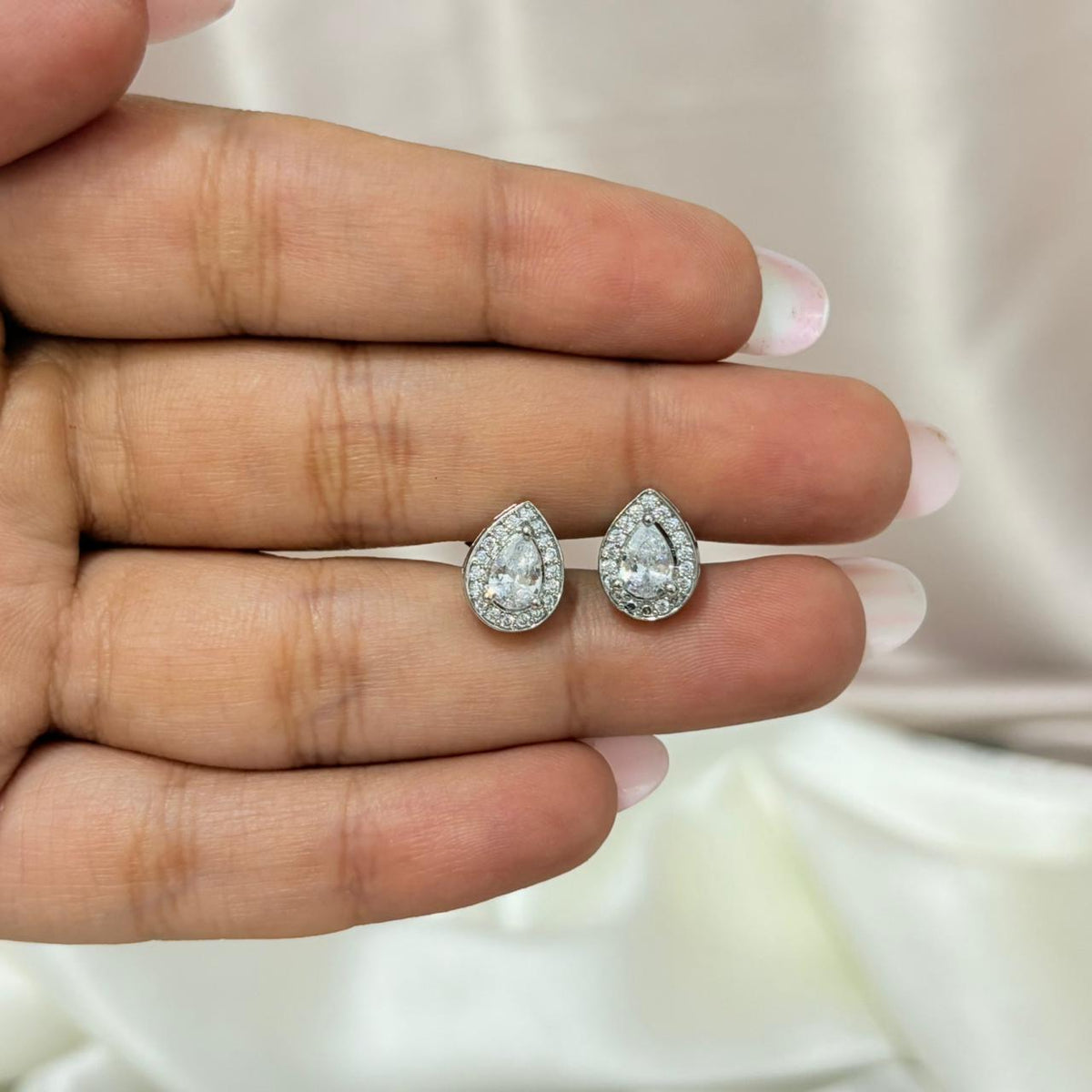 Tear Drop Solitaire Silver Studs