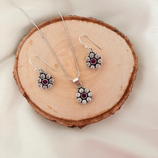 Jadau Ruby Floral Everyday Silver Pendant Set