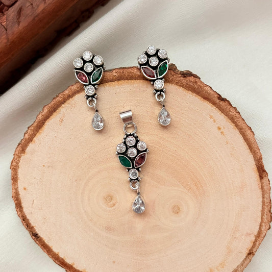 Emerald and Ruby Glimmering Silver Pendant Set